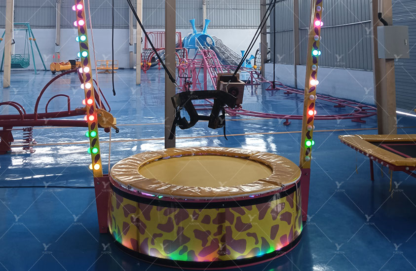 Giraffe Bungee Trampoline 5BT-01