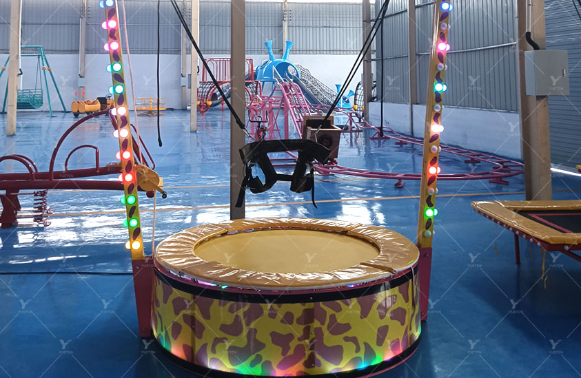Giraffe Bungee Trampoline 5BT-01