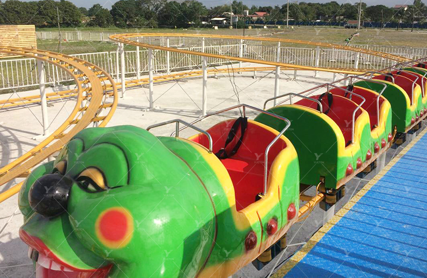 Wacky Worm Roller Coaster 5RC-06