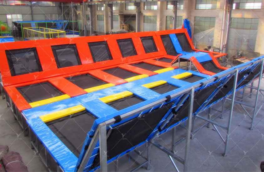 Big Yellow Green Slope Trampoline Park 5BT-19