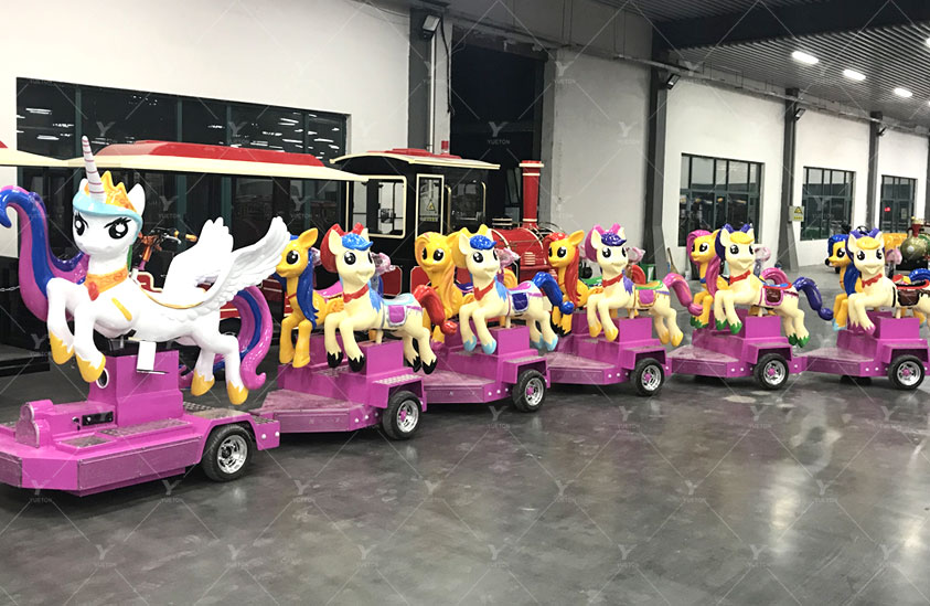 Trackless train  5ST-11