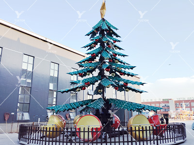 Producing 10 Christmas Rides: Capacity & Turnaround